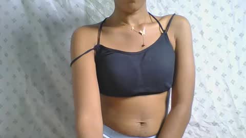 Snapshot of angeltta69 chatting on October 28, 1:28 pm angeltta69 online show from October 28, 1:28 pm