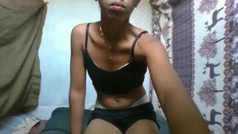 Snapshot of angeltta69 chatting on September 20, 9:29 am angeltta69 online show from September 20, 9:29 am