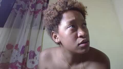 Snapshot of angevannessa chatting on September 12, 5:41 am ange online show from September 12, 5:41 am