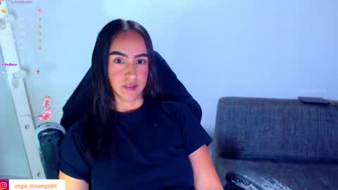 IG angie dreamgirl01 online show from February 19, 11:36 pm