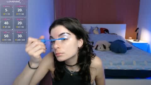 angie_faee online show from December 5, 6:44 pm