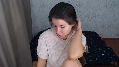 Snapshot of angie_lorri chatting on October 10, 3:00 am Angie Lorri online show from October 10, 3:00 am