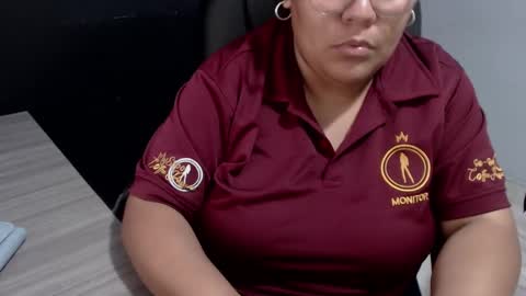 Snapshot of angy_ro12 chatting on September 24, 12:31 am angy online show from September 24, 12:31 am