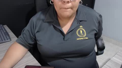 Snapshot of angy_ro12 chatting on September 20, 10:30 pm angy online show from September 20, 10:30 pm