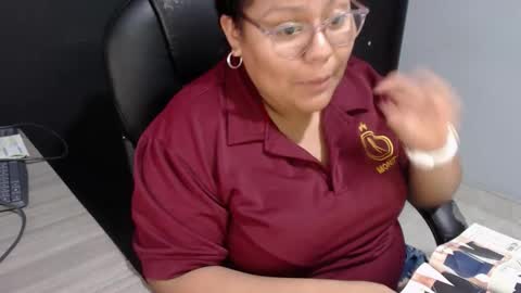 Snapshot of angy_ro12 chatting on October 17, 11:30 pm angy online show from October 17, 11:30 pm