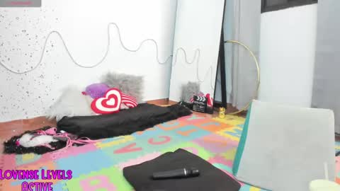 Snapshot of anhala_ chatting on February 7, 2:51 am Anhala Rivera online show from February 7, 2:51 am