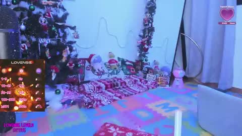 Snapshot of anhala_ chatting on December 22, 3:44 am Anhala Rivera online show from December 22, 3:44 am