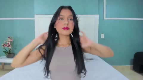 Snapshot of ania_gomez chatting on October 14, 1:35 pm Ania online show from October 14, 1:35 pm