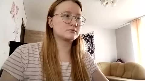 Anika online show from October 18, 9:12 am