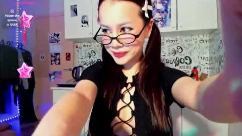 Anikka- online show from October 9, 10:47 pm