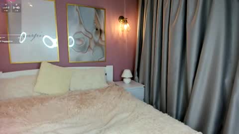 Anita  White online show from September 10, 8:09 pm