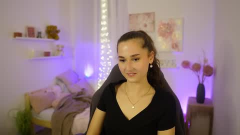 Anita Grey online show from November 2, 9:07 pm