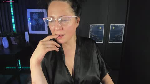 Snapshot of anita_muse chatting on January 4, 11:48 pm Anita online show from January 4, 11:48 pm