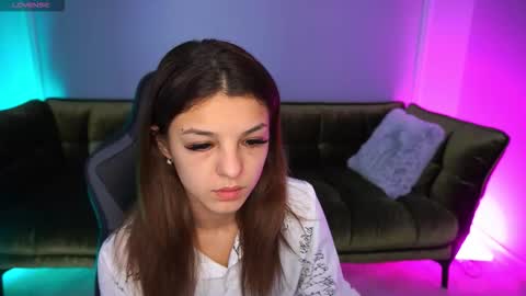 Snapshot of anitabambie chatting on October 13, 6:05 am Anita online show from October 13, 6:05 am