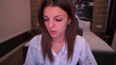 Snapshot of anitabambie chatting on October 10, 7:46 am Anita online show from October 10, 7:46 am