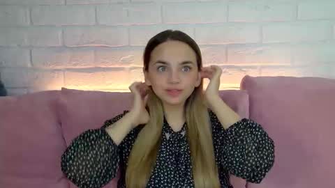 Snapshot of anitaventure chatting on September 28, 5:03 am AnitaVenture online show from September 28, 5:03 am