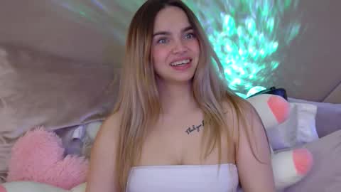 Snapshot of anitaventure chatting on October 23, 5:35 am AnitaVenture online show from October 23, 5:35 am