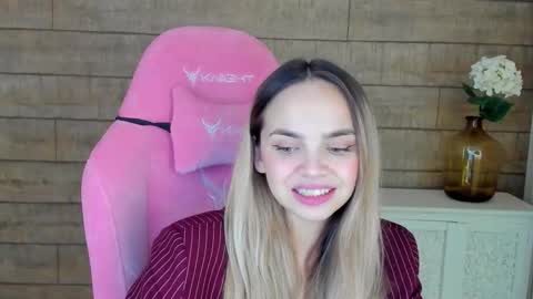 Snapshot of anitaventure chatting on September 27, 4:52 am AnitaVenture online show from September 27, 4:52 am