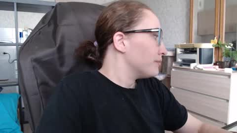Nameless online show from December 17, 6:35 am