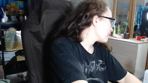Nameless online show from December 3, 2:12 am