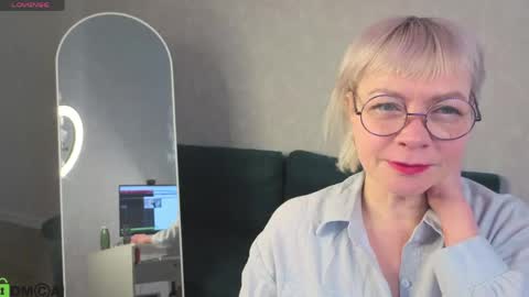 ann_annise online show from February 28, 2:55 am