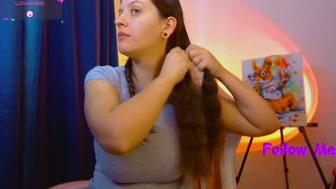 Ann online show from April 11, 10:30 am