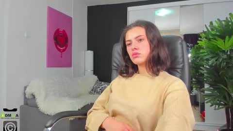 anna_firee online show from January 14, 9:14 am