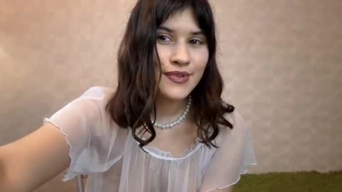 Snapshot of anna_in_wonderworld chatting on February 17, 5:12 pm Annanext stream 3th of Dec online show from February 17, 5:12 pm
