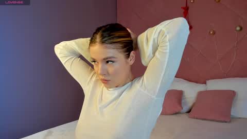 Snapshot of anna_robinson chatting on December 30, 1:04 am Anna online show from December 30, 1:04 am