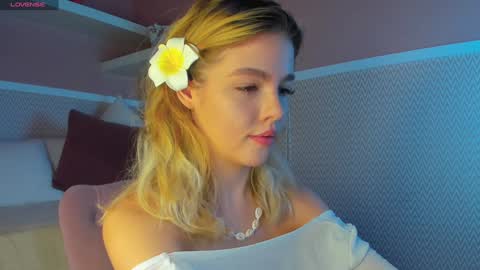 Snapshot of anna_robinson chatting on January 31, 1:22 am Anna online show from January 31, 1:22 am