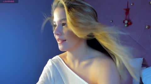 Snapshot of anna_robinson chatting on January 16, 1:16 am Anna online show from January 16, 1:16 am