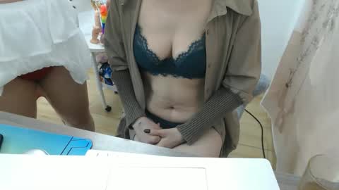 anna_xyz online show from November 29, 4:05 am