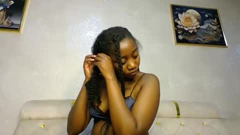 Annabel online show from February 5, 6:37 pm