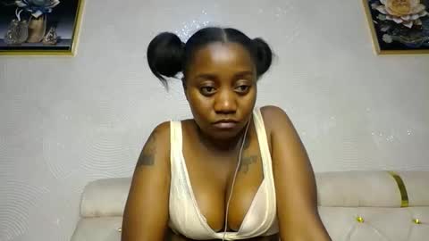 Annabel online show from February 22, 3:34 am