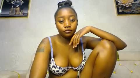 Annabel online show from February 10, 6:13 pm