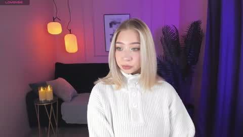 Annabelle online show from December 19, 2:02 pm