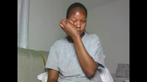 Snapshot of annabelle_doll8 chatting on October 24, 6:26 pm Bell online show from October 24, 6:26 pm