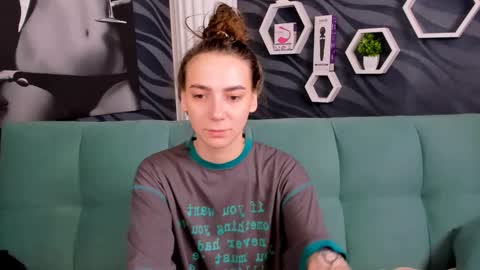 Snapshot of annabishop chatting on February 12, 11:51 pm annabishop online show from February 12, 11:51 pm