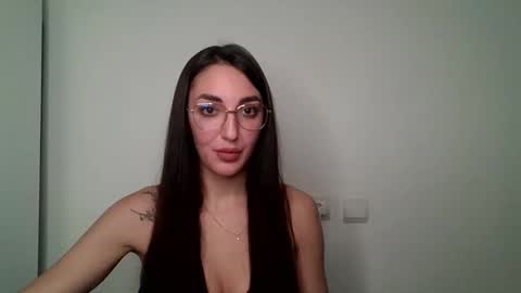 Snapshot of annabloempje chatting on December 8, 6:28 pm Anna online show from December 8, 6:28 pm