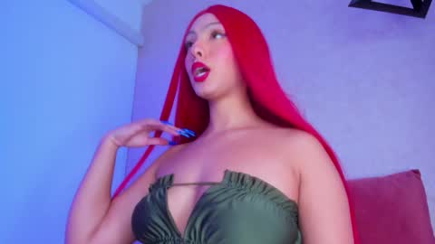annafoox_ online show from December 9, 2:56 am