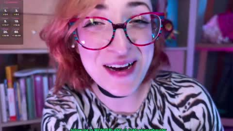 Snapshot of annahaunter chatting on March 10, 8:01 pm Alice online show from March 10, 8:01 pm