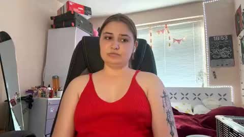 Elizabeth online show from July 12, 3:35 pm
