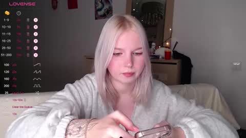 annamilky online show from October 2, 7:08 pm