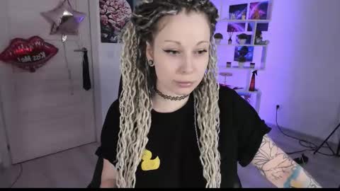 Anna online show from September 28, 3:28 pm