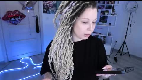 Anna online show from February 5, 11:13 am