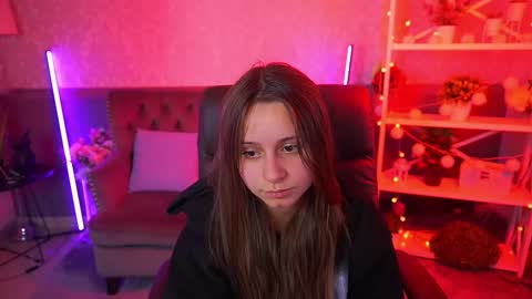 Anna online show from October 4, 9:30 pm