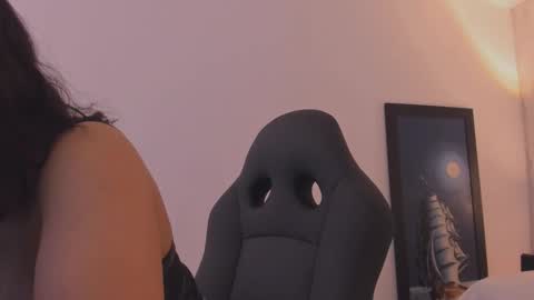 Annara Lein online show from December 17, 3:44 am