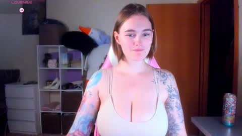 AnnaRoading online show from October 21, 7:51 pm