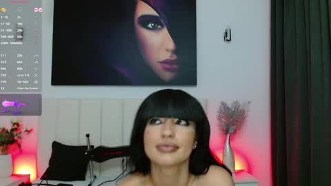 AnnaRos online show from March 7, 8:05 pm