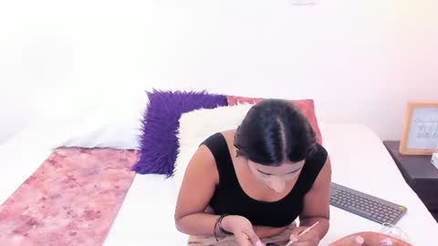 Anna Rosse online show from July 6, 12:10 pm